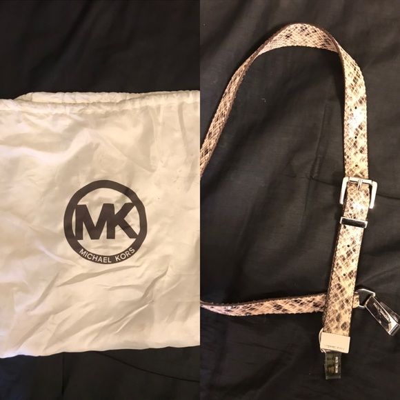 Michael Kors Hobo Purse - Picture 8 of 8